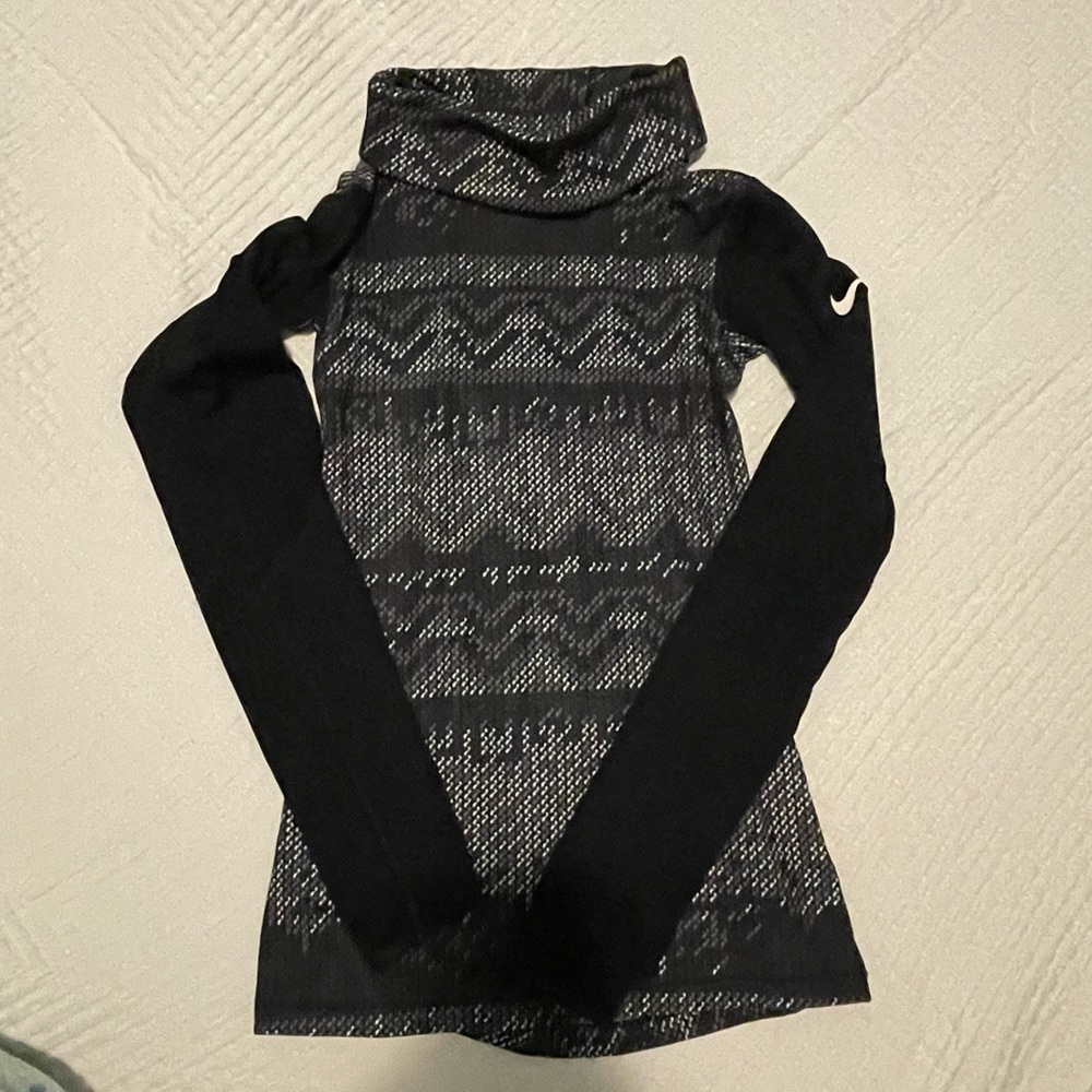 Nike Pro Drifit Turtleneck  Black Activewear Size XS